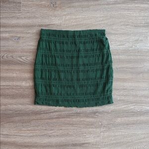Green cinched mini skirt